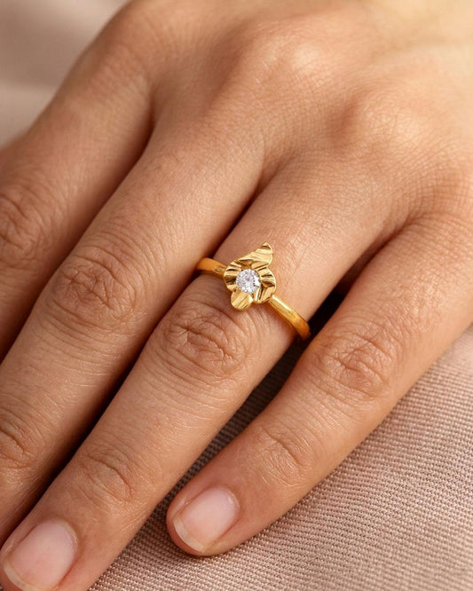 Trendy White Stone Impon Ring IFR1308