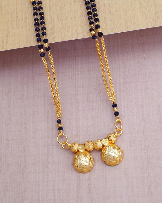 Black Beads 2 Line Gold Mangalsuta Thali Chain Forming Design