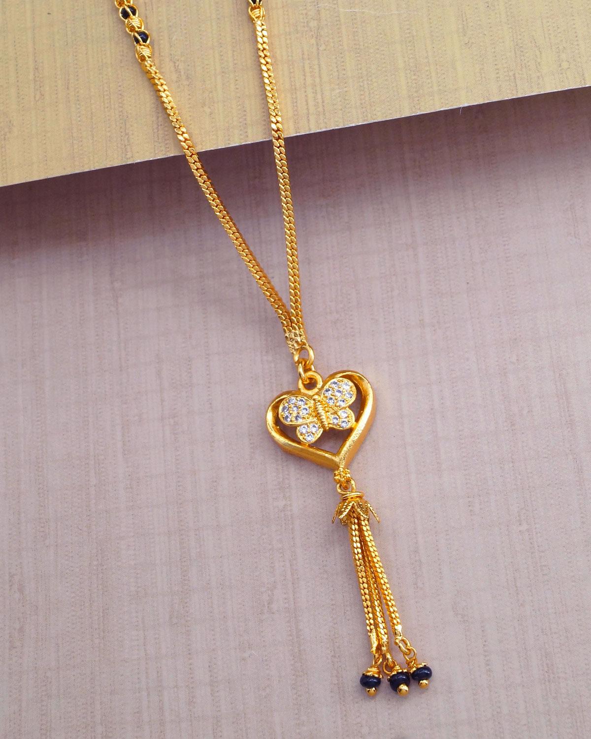 Daily Use Gold Imitation Butterfly Pendant Short Chain Gold Design