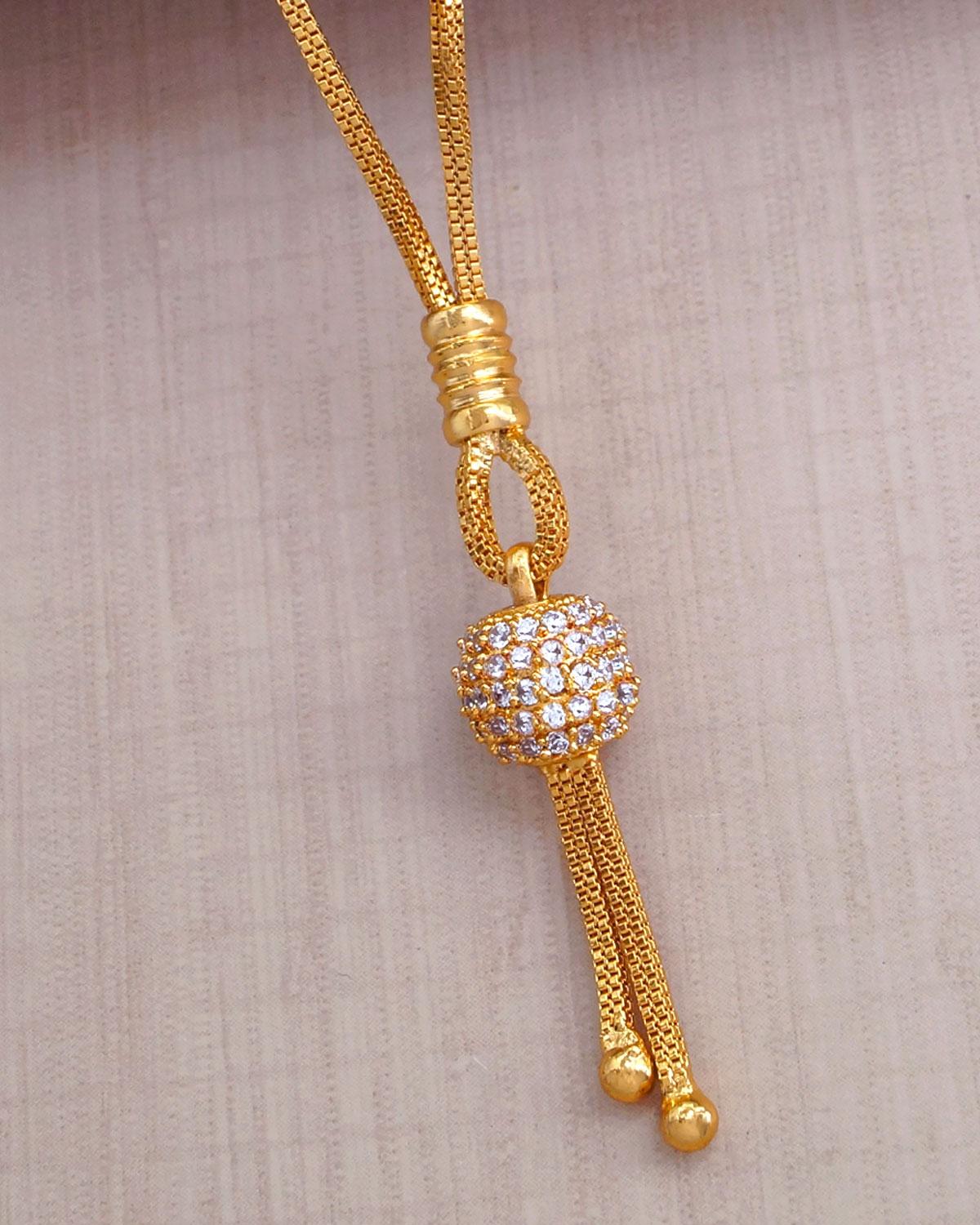 22kt Gold Diamond Pendant with 18inches Short Chain