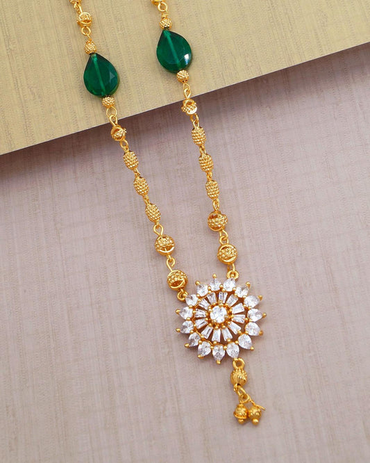 White Stone Round Pendant with Big Emerald Stone in Chain