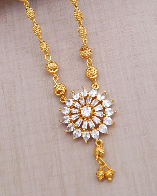 White Stone Round Pendant with Big Emerald Stone in Chain