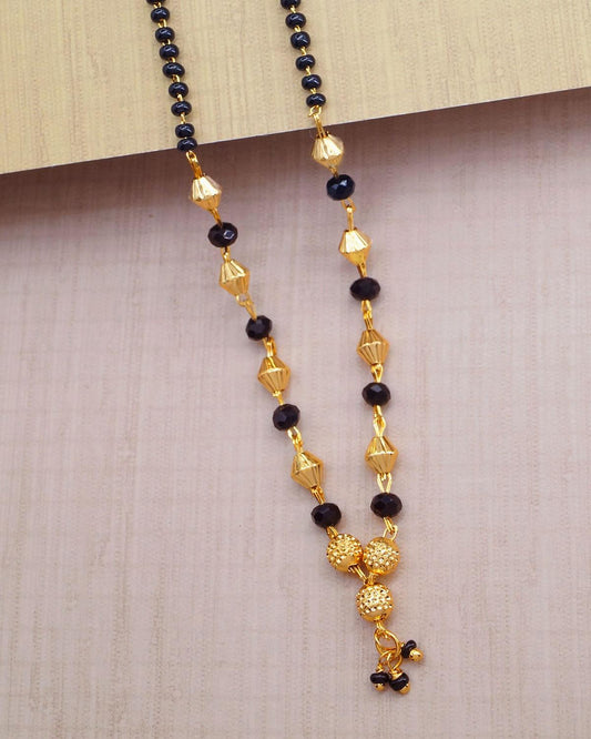 Daily Wear Black Beaded Gold Pendant Mangalsutra Chain Design
