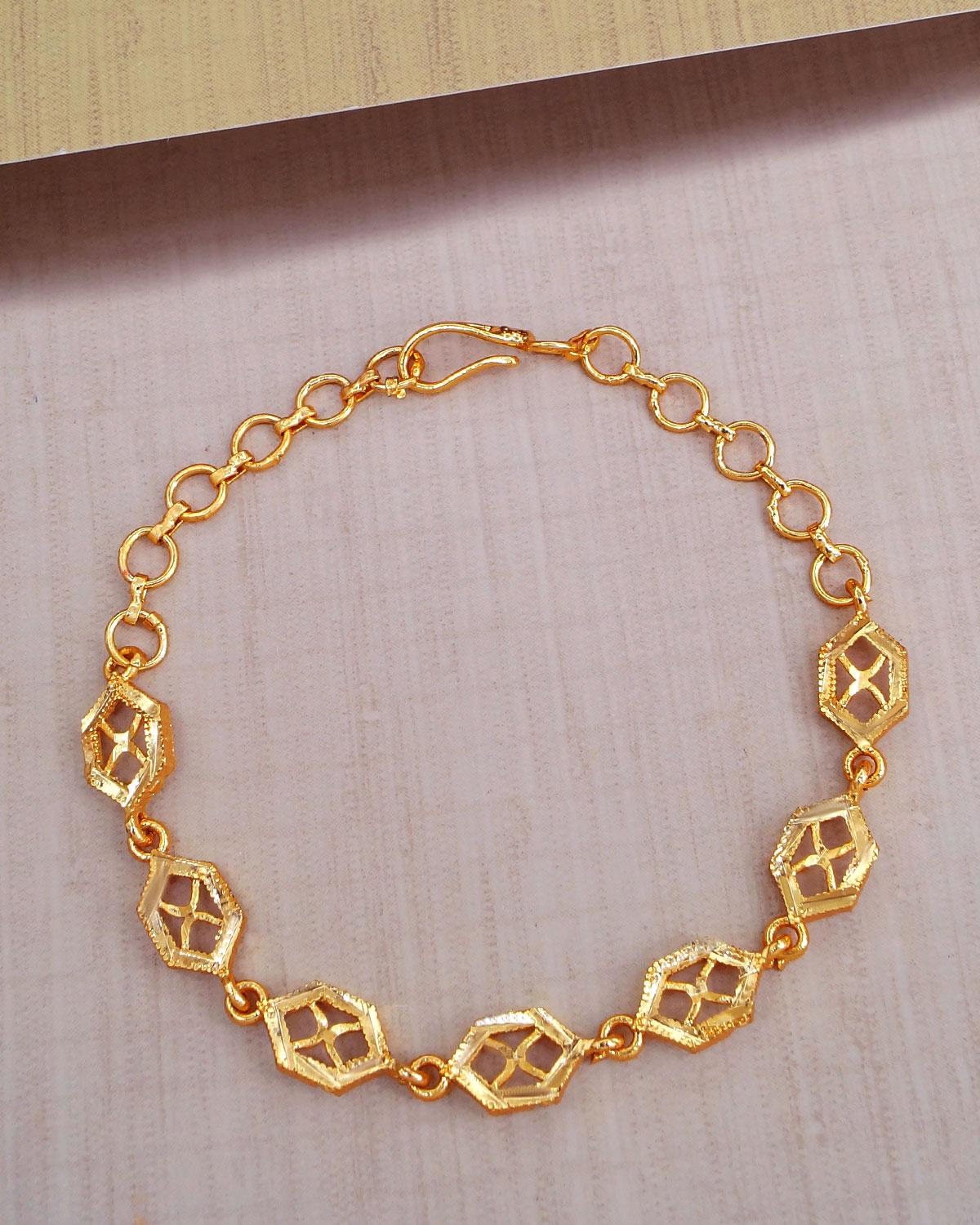 Trendy Design Daily Wear Gold Plated Design Brac