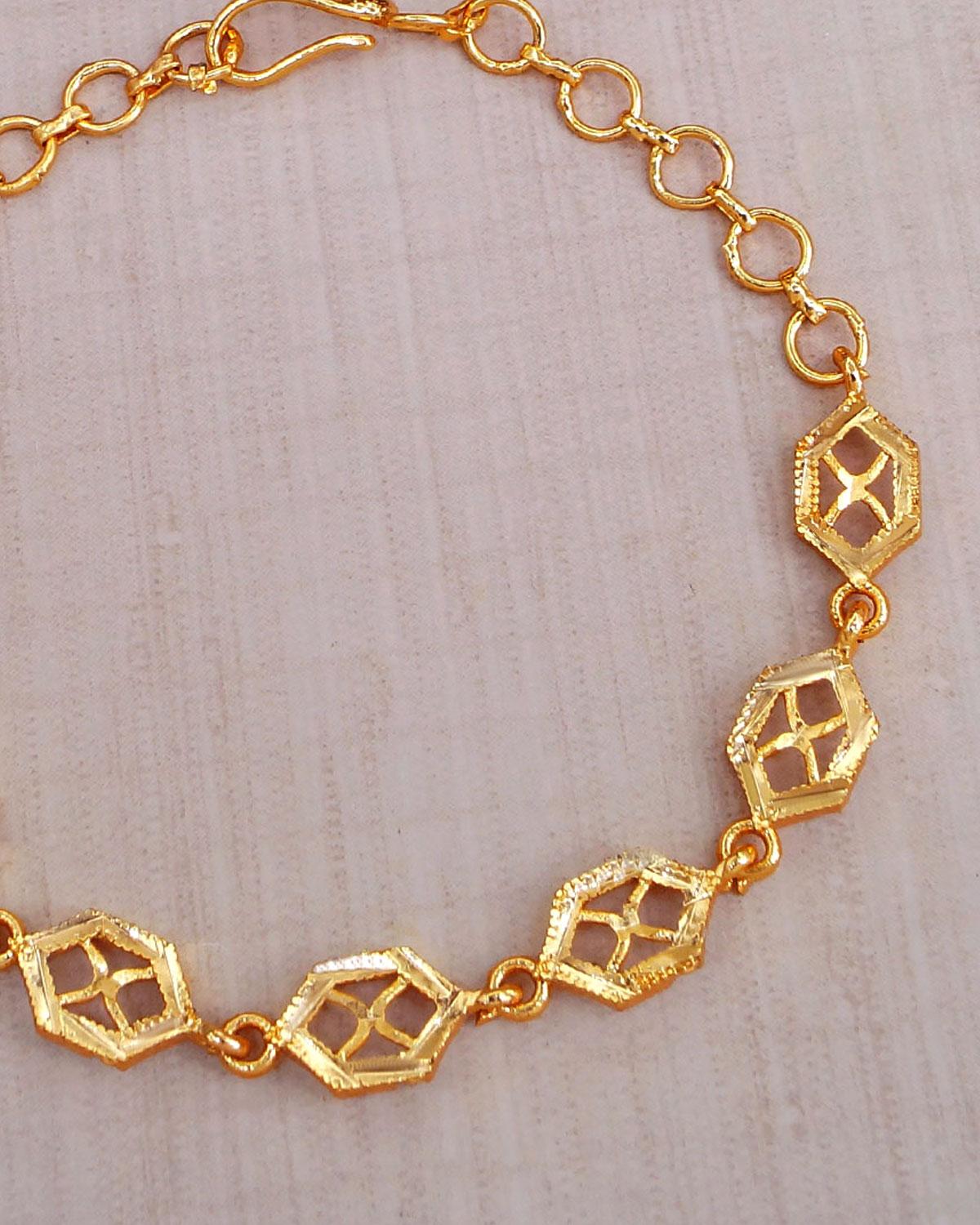 Trendy Design Daily Wear Gold Plated Design Brac