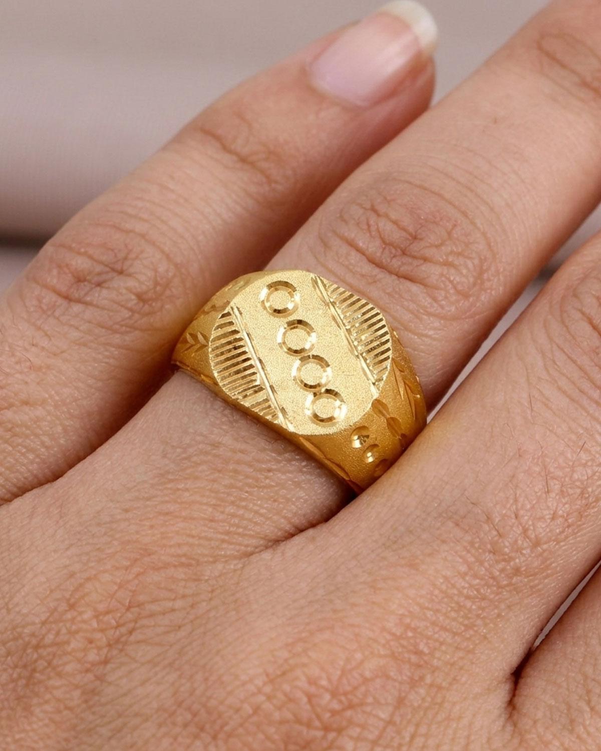 Grand Mens Gold Imitation Ring IFR1387