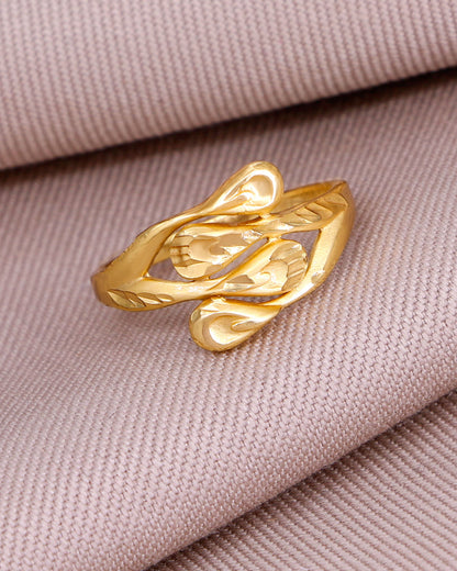 Trendy 2 Gram Gold Hug Ring For Valentine IFR1617