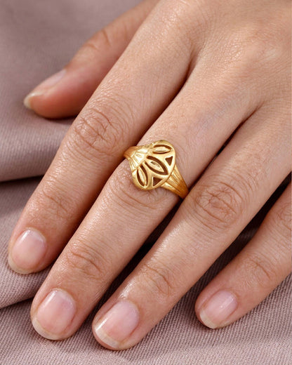 Trendy Dubai Gold Floral Ring Online IFR1632