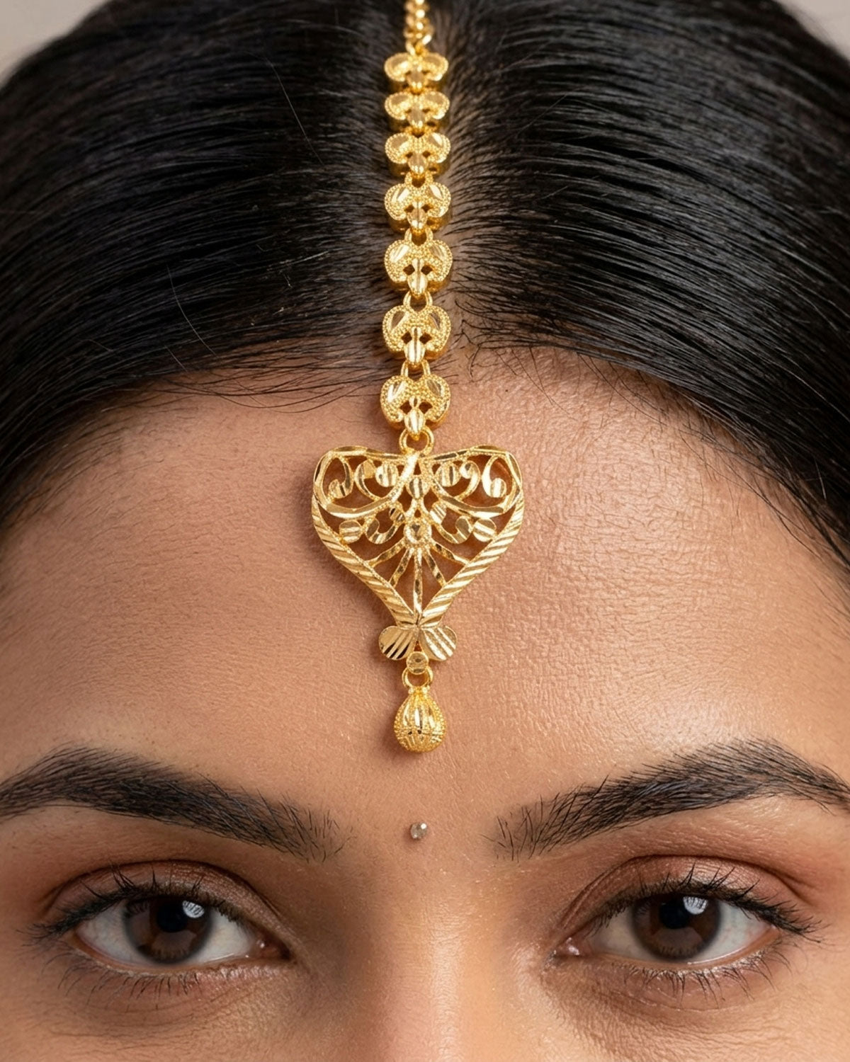 Heart Shaped Gold Maang Tikka INCHT437