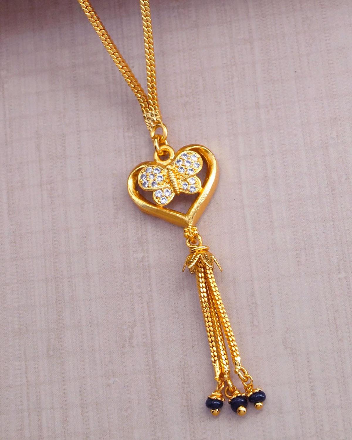 Daily Use Gold Imitation Butterfly Pendant Short Chain Gold Design