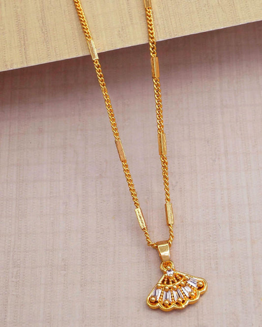 Short Gold Chain Stone Pendant ISMDR2118