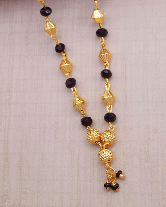Daily Wear Black Beaded Gold Pendant Mangalsutra Chain Design